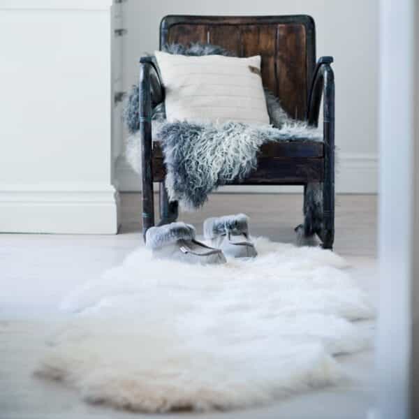 Rugs, Sheepies and Throws